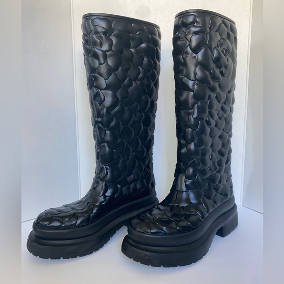 Valentino Garavani - Picture 3 of 5